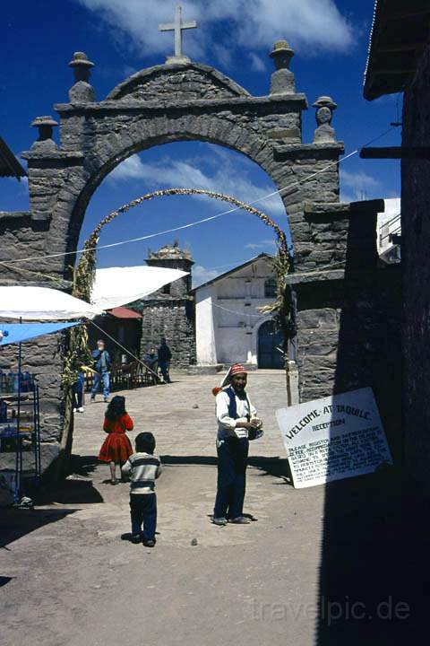 sa_pe_titicaca_see_007.jpg