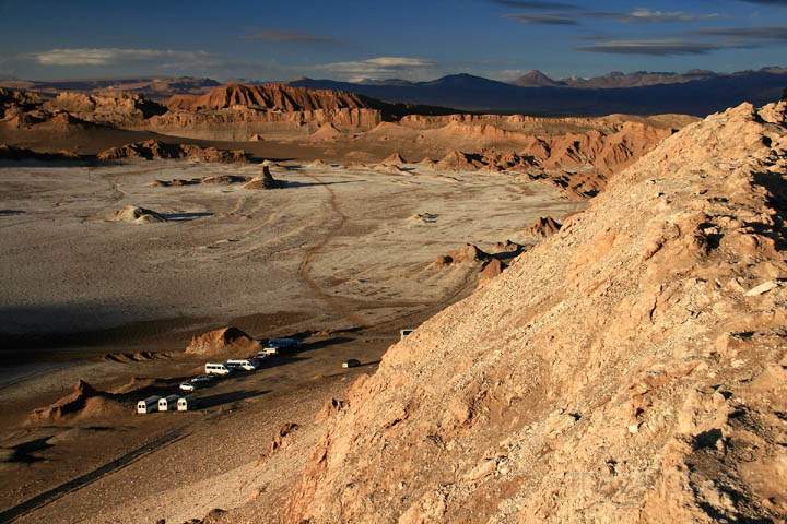 sa_cl_valle_de_la_luna_010.jpg - Die Aussicht auf das Valle de la Luna bei Sonnenuntergang