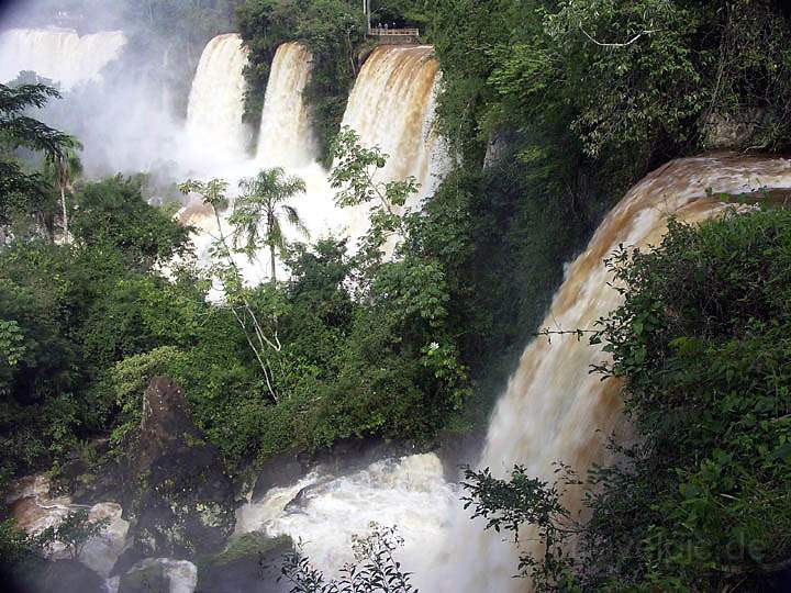 sa_ar_iguacu_011.JPG - Brckenstege ber den Iguacu-Wasserfllen auf der agentinischen Seite